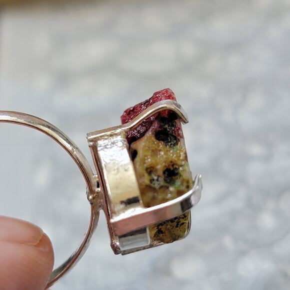 Yellow and Pink Agate Slice Statement Rings, 0.57 Inch Ring, Size 8 - Picture 8 of 10